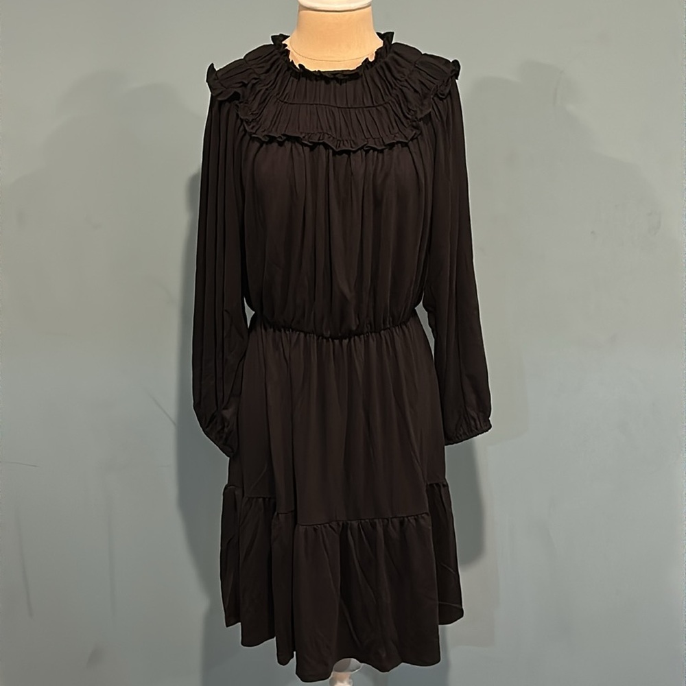 Ann Taylor Tiered Ruffle Collar Flare Dress size Small Black